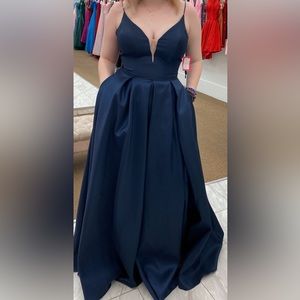 Navy Floor Length Formal Prom Dress Size 14